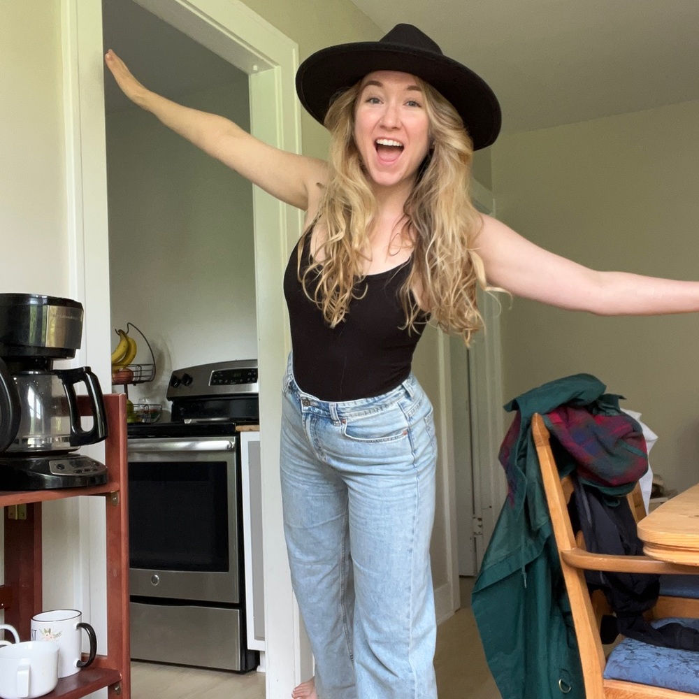 Wide-leg H&M light wash jeans